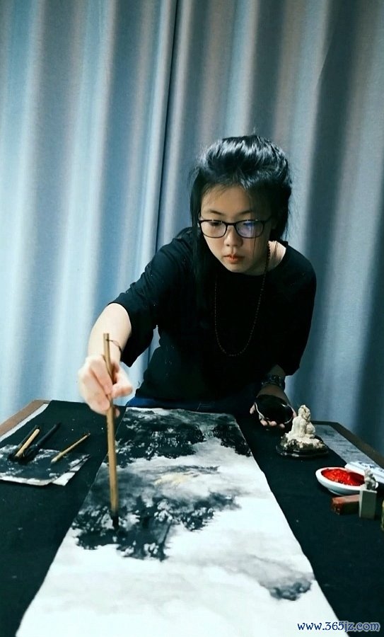 墨香里的17岁：方紫印国画意境